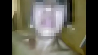 La primera lluvia dorada que me dio mi morochita madura&comma; ya hasta su panochita estaba inflamada de tanto cojer